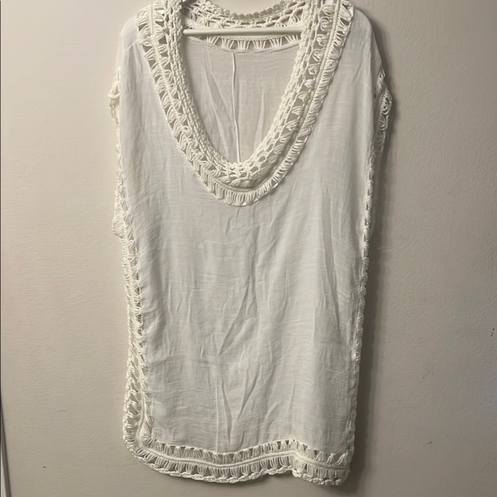 Source Unknown White One Piece Swimwear with Crochet Trim